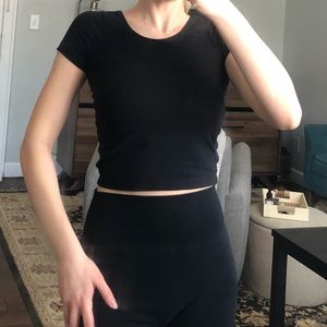 Simple Swoop Neck Black Short Sleeve Crop Top